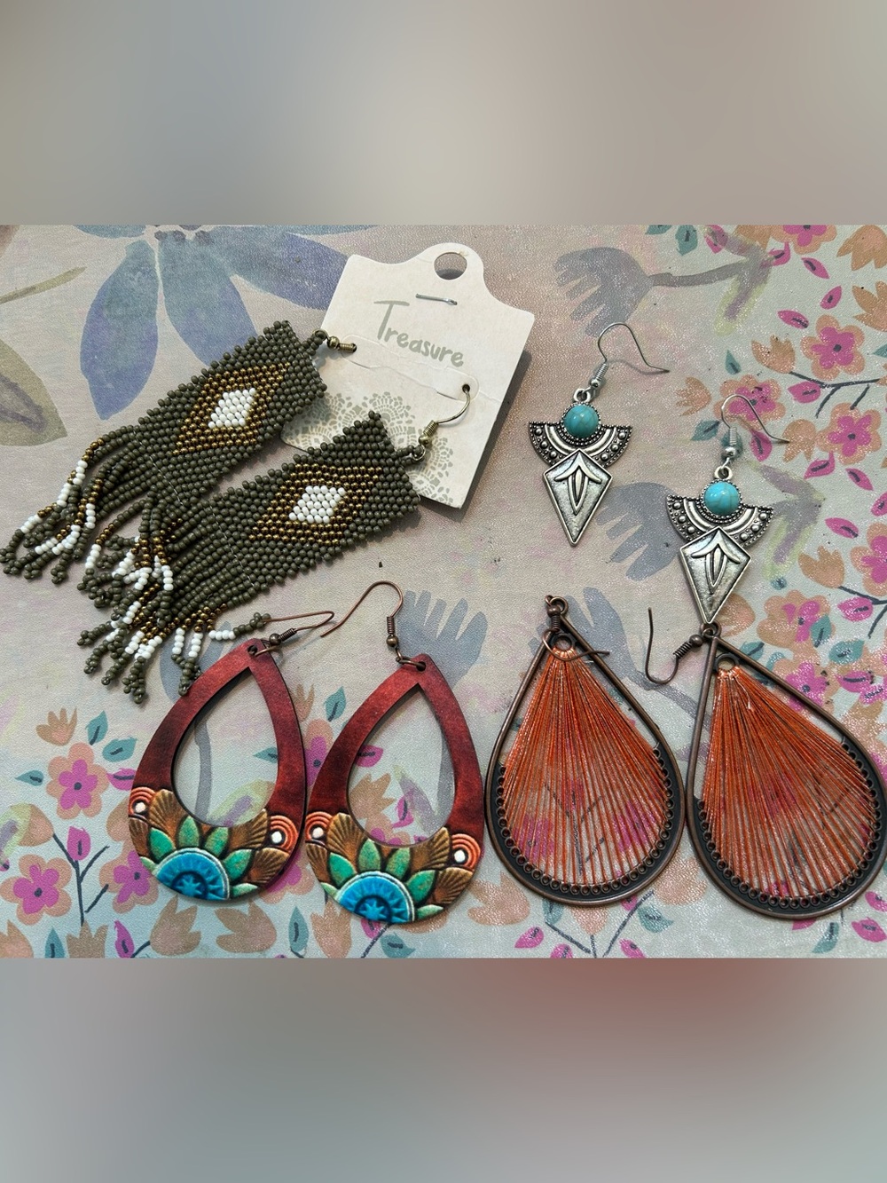 Boho earrings lot NWOT